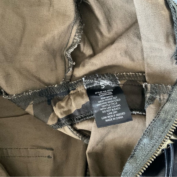 Fashion Nova Jumpsuit - Picture 5 of 5